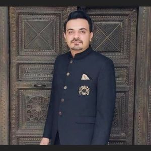 Meet your Posher, Saad